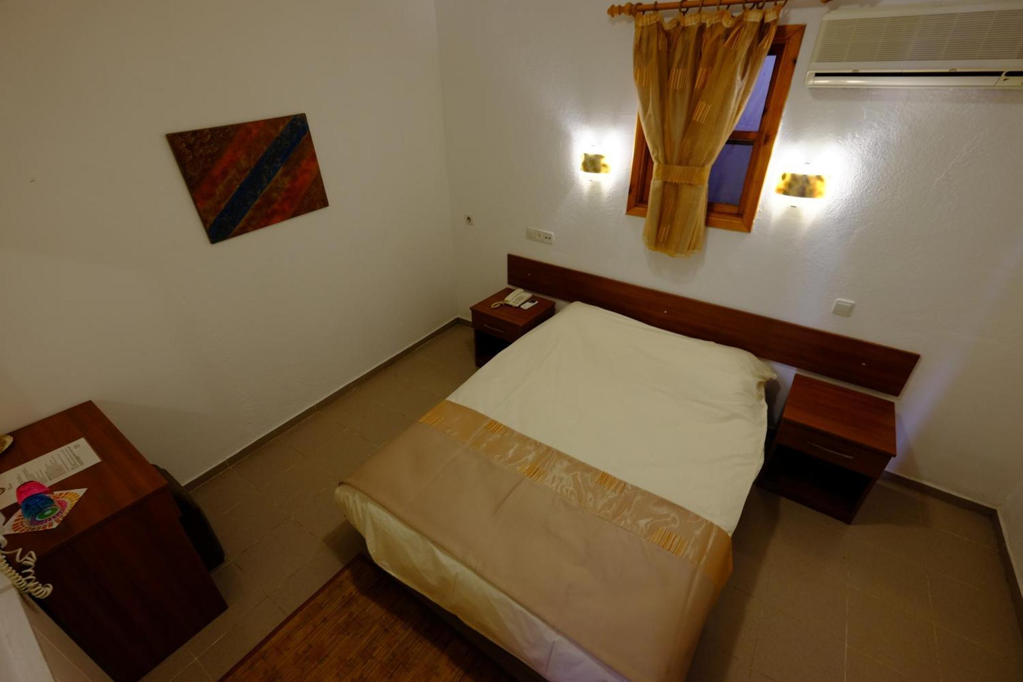 Flying Dutchman Hotel Ölüdeniz Buitenkant foto